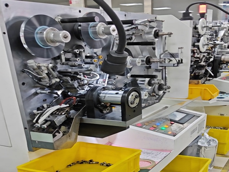 Di Balik Layar: Perjalanan Manufaktur 10 Langkah Kapasitor Film untuk Aplikasi Daya Tinggi